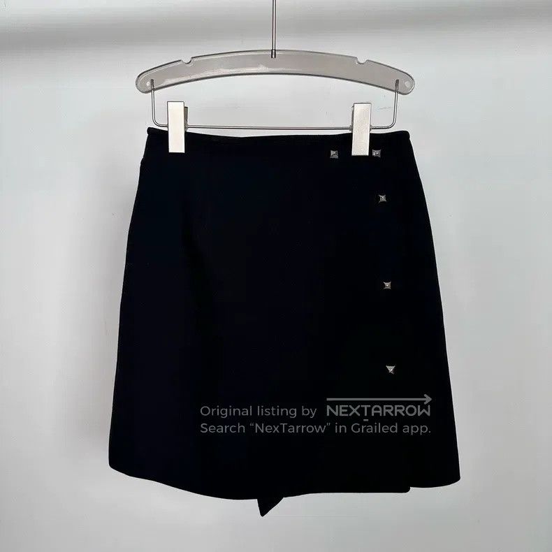 Hermes Hermes black studded wool half skirt Size 24" / US 00 / IT 34 - 1 Thumbnail