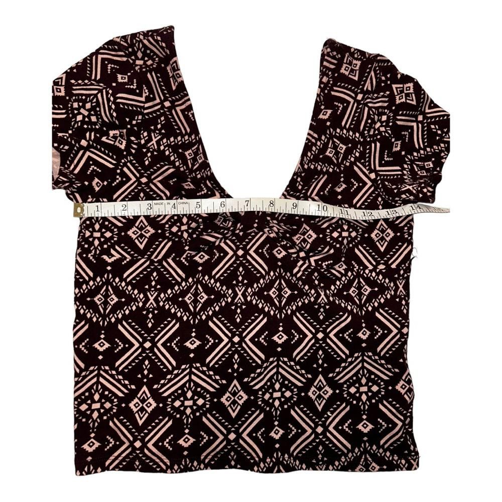 Forever 21 Forever 21 l NWT Aztec Print Fitted Tee Size Large Size L / US 10 / IT 46 - 4 Thumbnail