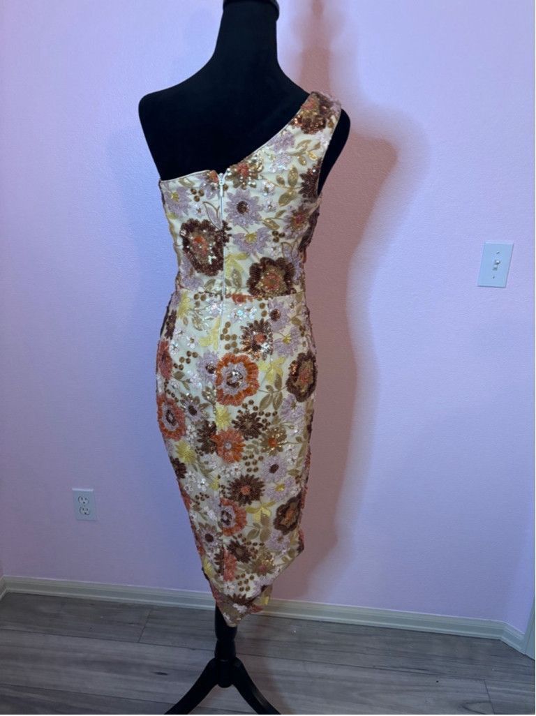 Dress the Population Women's Dress the Population Beige Floral Dress Size S Size S / US 4 / IT 40 - 3 Thumbnail