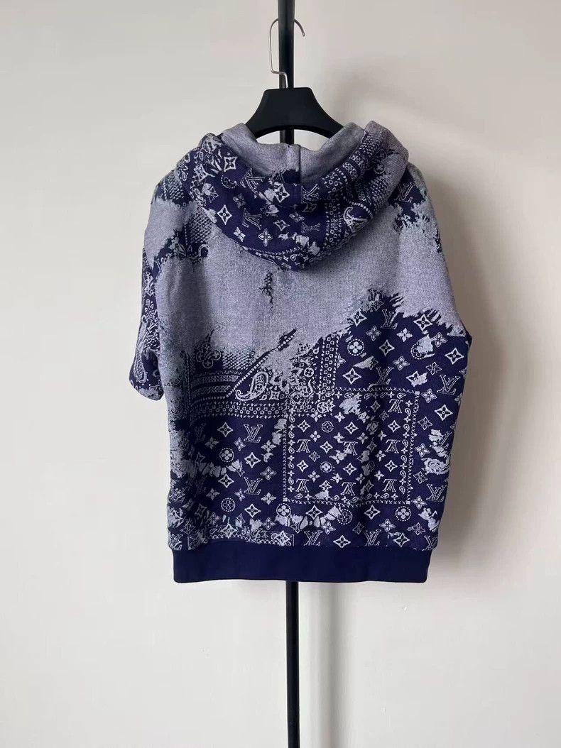 Louis Vuitton Louis Vuitton Graphic printed hooded casual short sleeves Size US XS / EU 42 / 0 - 2 Thumbnail