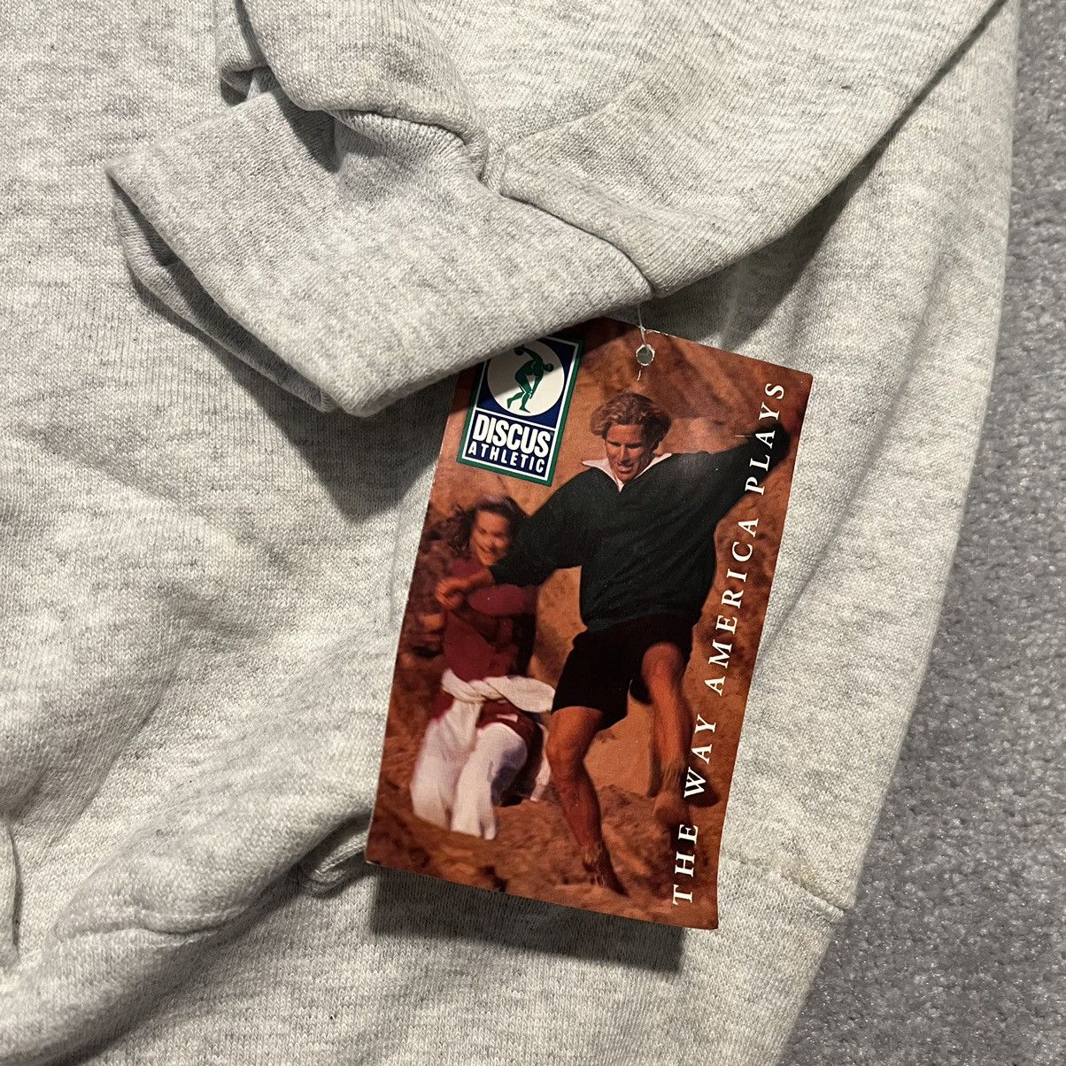 Russell Athletic New Vintage 1990s Discus Athletic Blank Grey Logo Crewneck Size US L / EU 52-54 / 3 - 4 Thumbnail