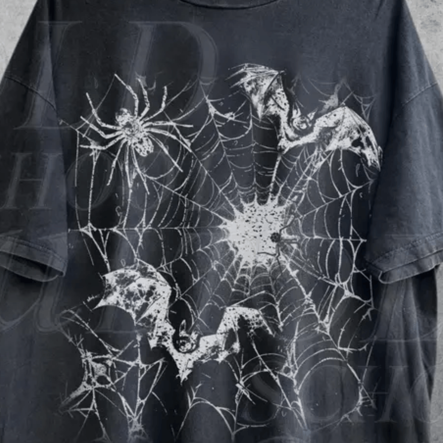 Vintage Spider Web Bat Vintage Y2k T-Shirt, Retro Horror 90s Shirt Size US M / EU 48-50 / 2 - 2 Thumbnail