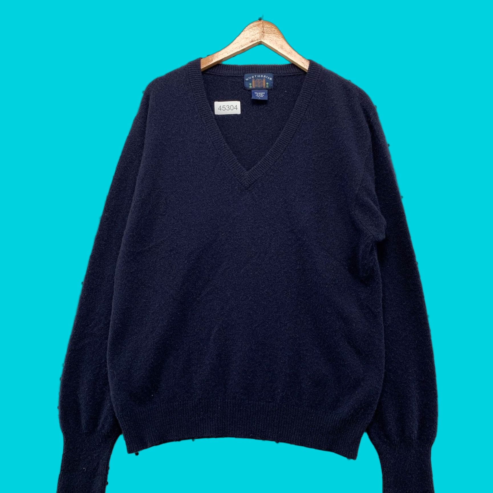 Vintage VINTAGE Northbriar Sweater Mens Large 100% Cashmere Navy Blue V-Neck Pullover Knit Winter Casual Mens Size US L / EU 52-54 / 3 - 1 Thumbnail
