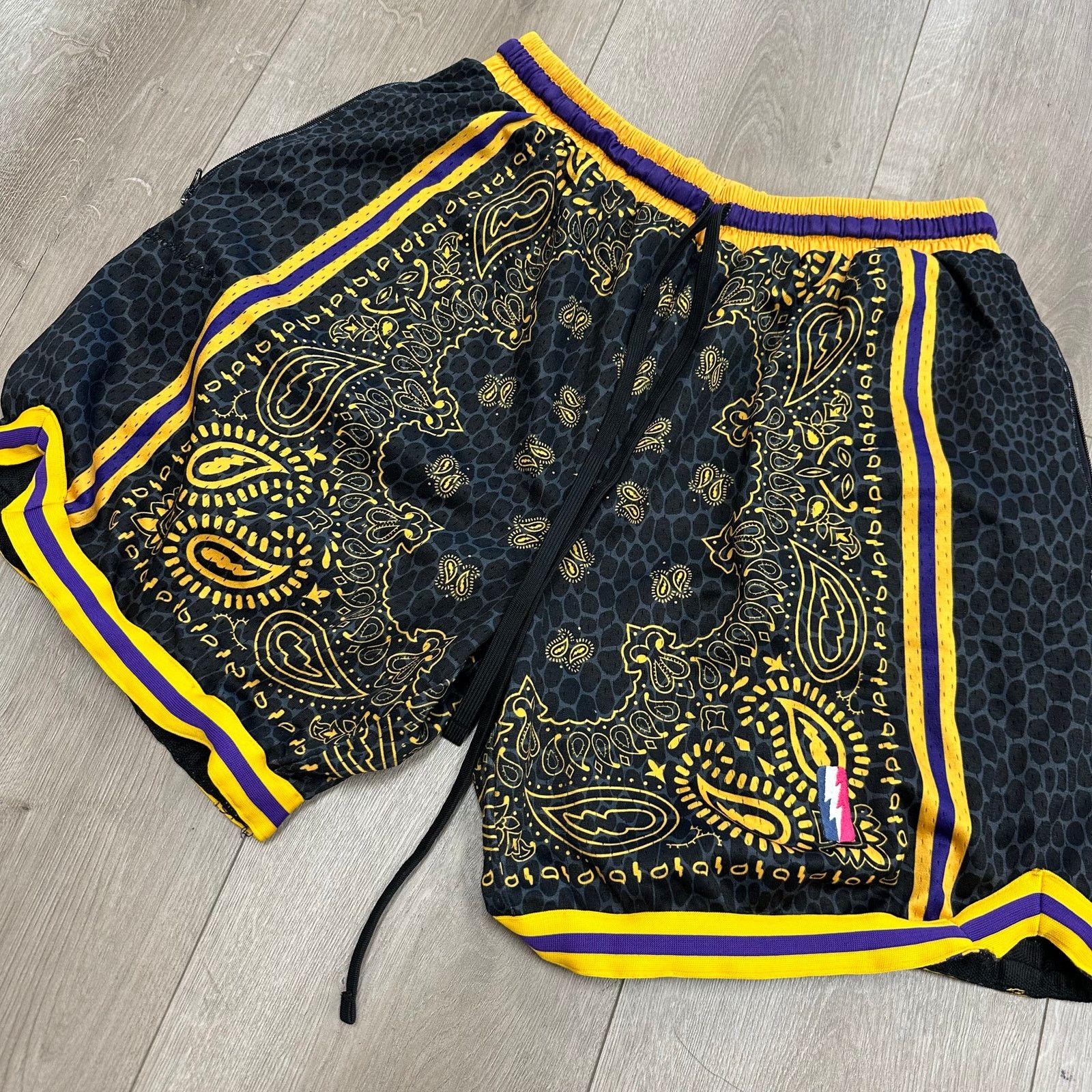 Trillest Trillest Collect and Select Kobe Bryant Black Mamba Shorts Size US 30 / EU 46 - 2 Thumbnail