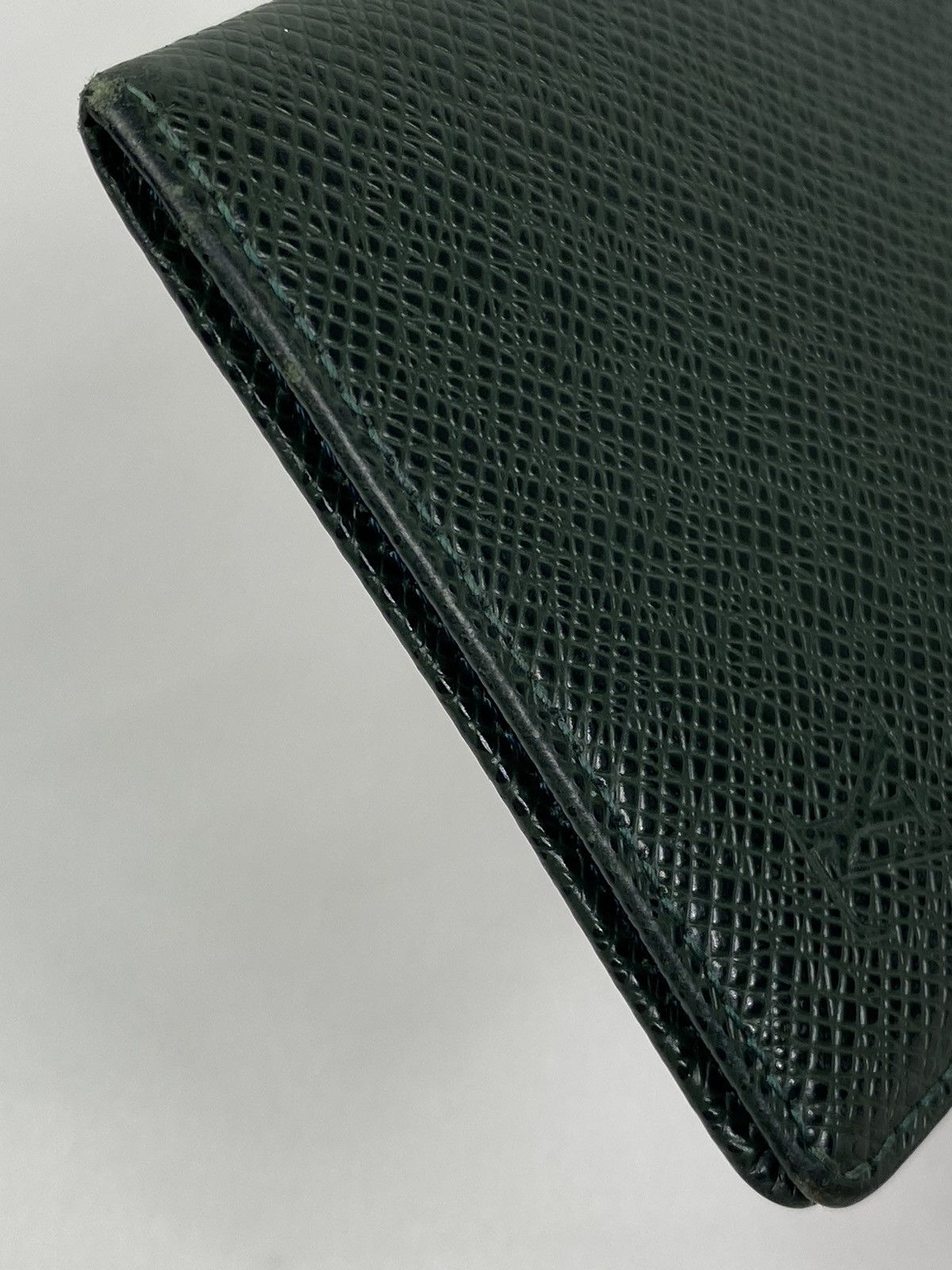 Louis Vuitton Taiga Card Holder Size ONE SIZE - 7 Thumbnail