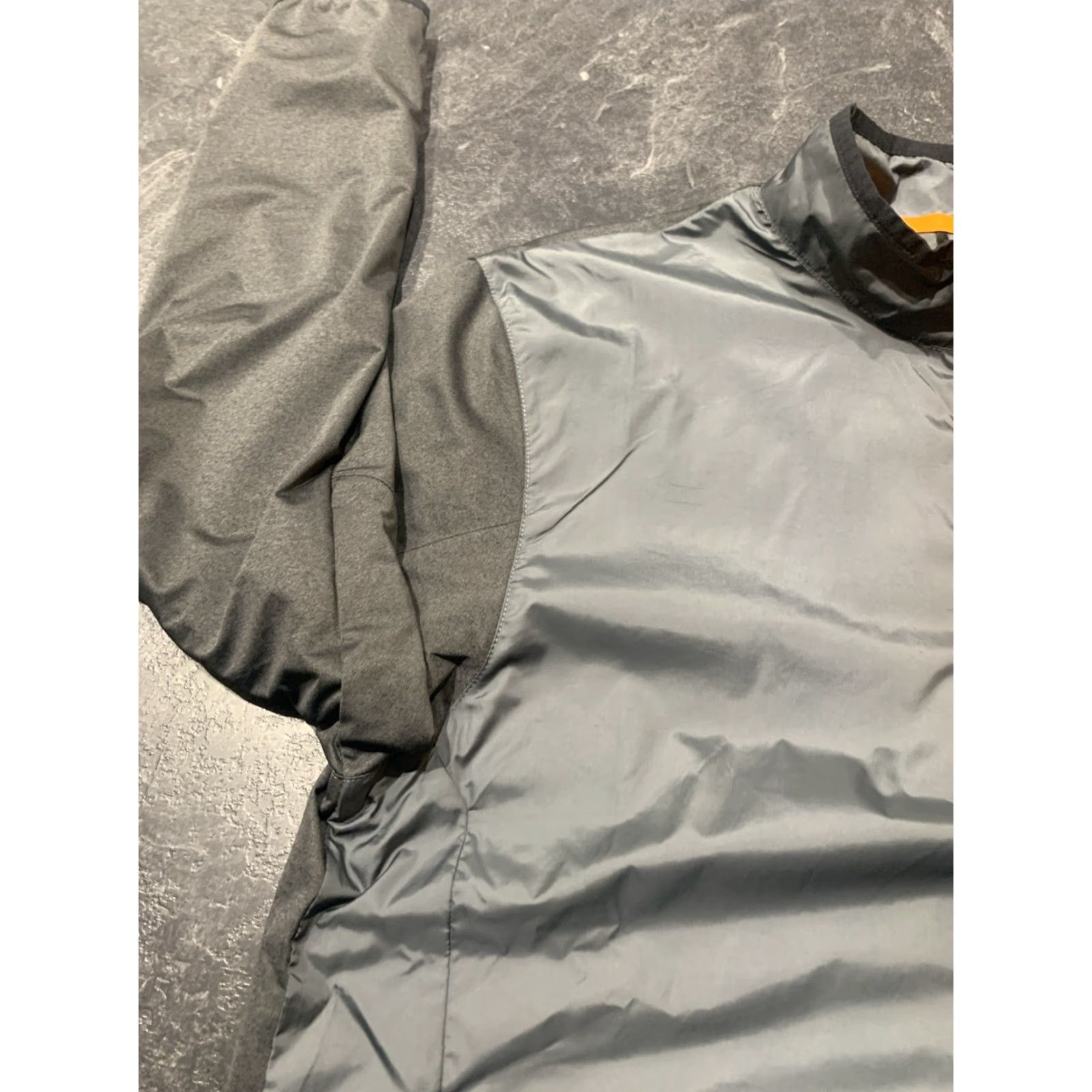 Nike NIKE GOLF Men's Medium 1/2 Zip Windbreaker Jacket Long Sleeve Gray Activewear Size US M / EU 48-50 / 2 - 4 Thumbnail