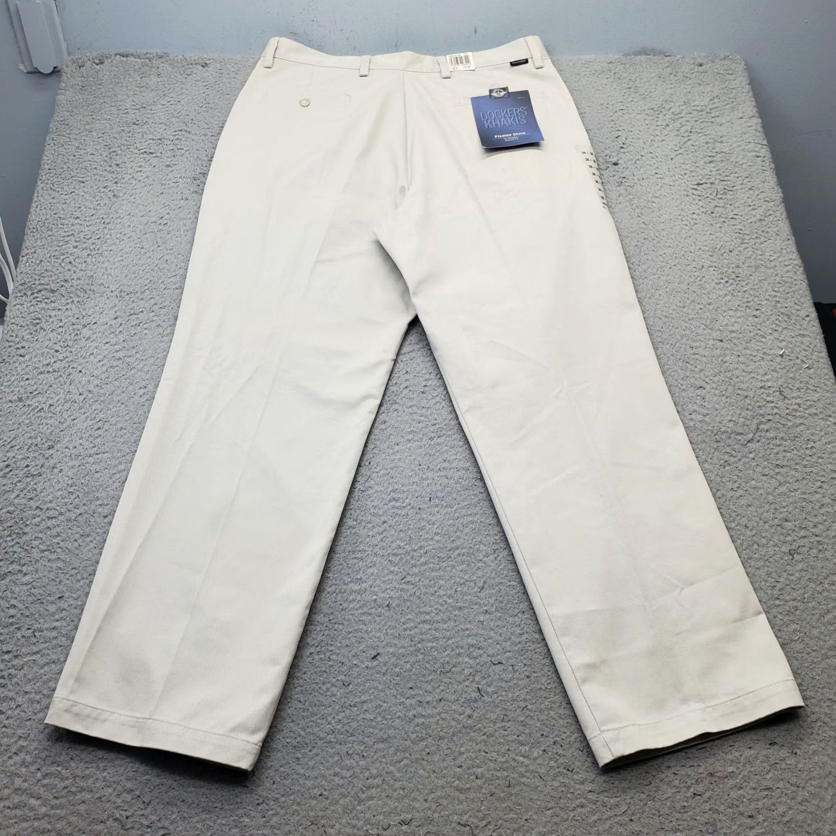 Dockers Dockers Mens Tan Khakis Pleated Chino Pants 36x30 Relaxed Straight Stretch Denim? Size US 36 / EU 52 - 2 Thumbnail