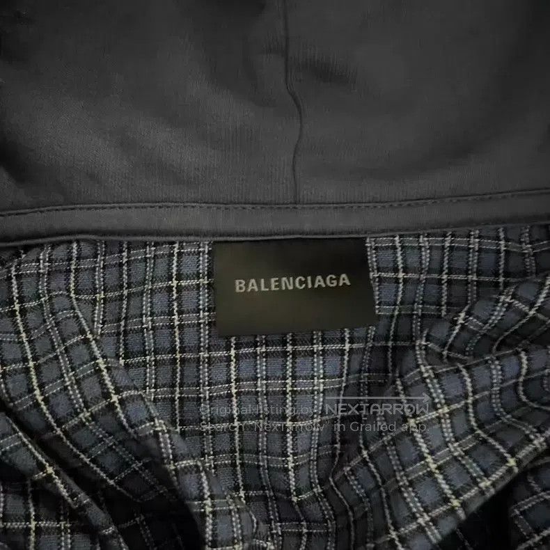 Balenciaga Balenciaga Faux Fur Collar Patchwork Plaid Shirt Size US M / EU 48-50 / 2 - 3 Thumbnail