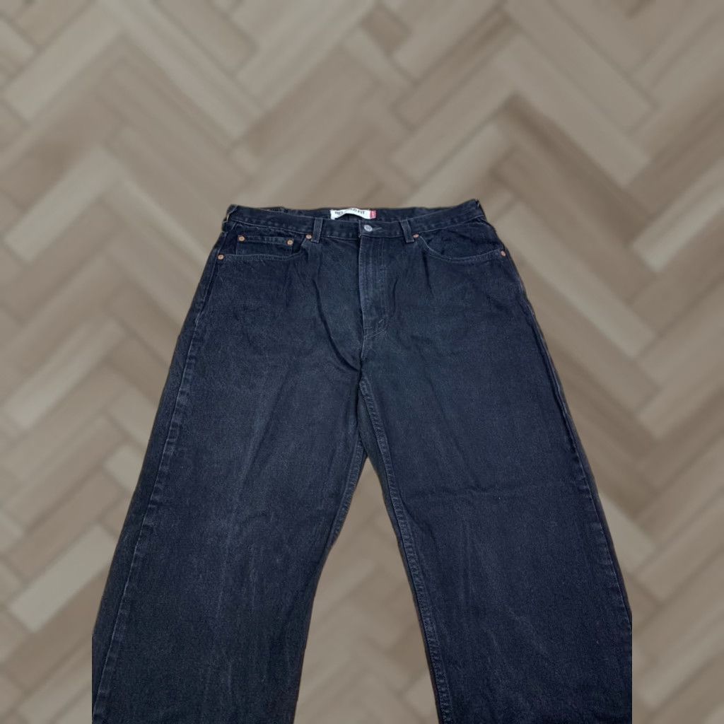 Levi's Levi's 550 Relaxed Fit Denim Jeans Mens 38x32 Black 5-Pocket Design Straight Casual Vintage No N/A Size US 38 / EU 54 - 1 Thumbnail