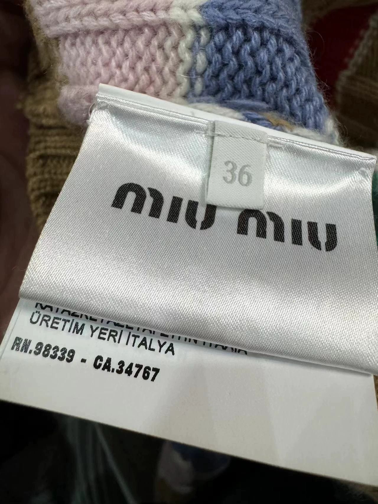 Miu Miu MIU MIU women's cashmere sweater new Size XS / US 0-2 / IT 36-38 - 2 Thumbnail