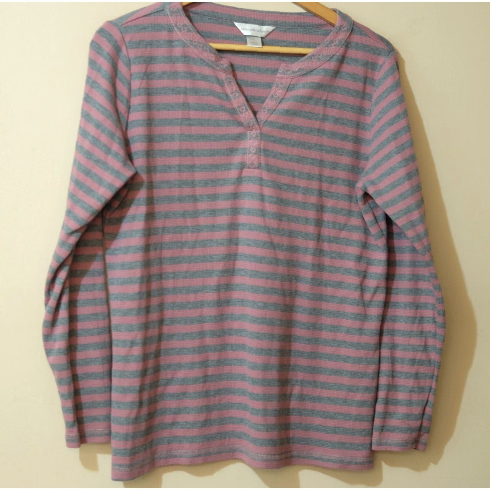 Vintage Christopher & Banks Thermal Shirt Women's L Mauve/Grey Stripe Knit Pullover Long Sleeve Split V-Neck Made in China Size L / US 10 / IT 46 - 2 Thumbnail
