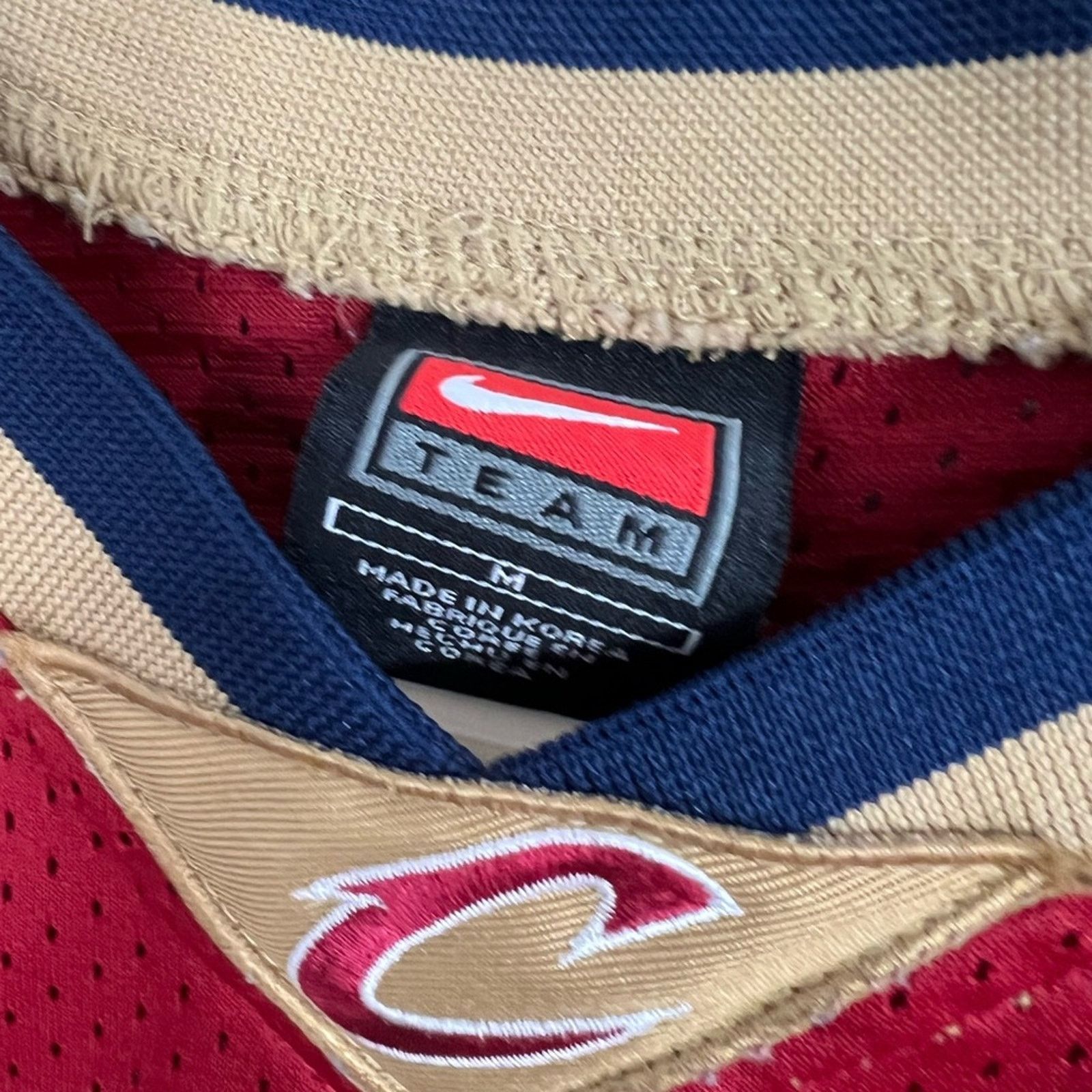Nike Youth Nike Cavaliers Lebron James Sewn NIKE Jersey VINTAGE Size US M / EU 48-50 / 2 - 5 Thumbnail