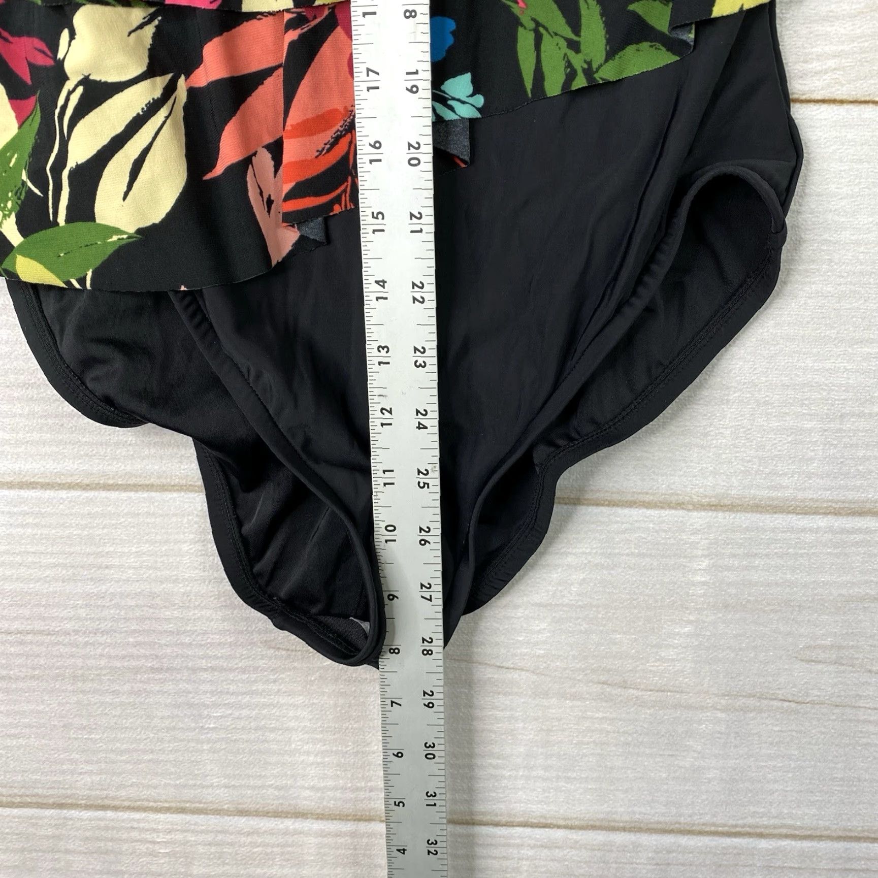 Vintage VINTAGE Aqua Green One Piece Swimsuit Womens L Black Floral Ruffled Strappy Beach NEW Size ONE SIZE - 5 Thumbnail