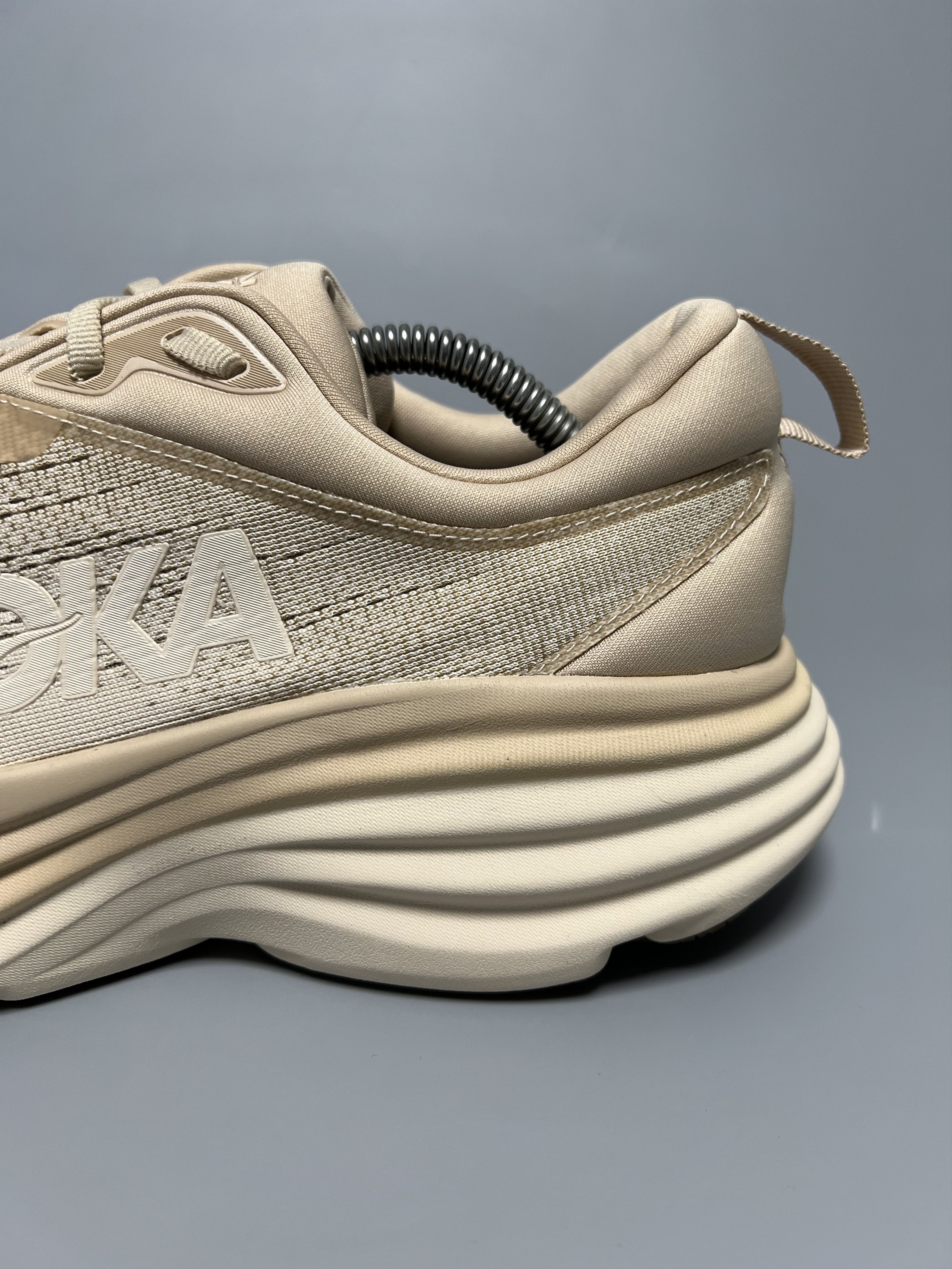 Hoka 9D Hoka One One Bondi 8 Running Shoes Size US 9 / EU 42 - 9 Thumbnail