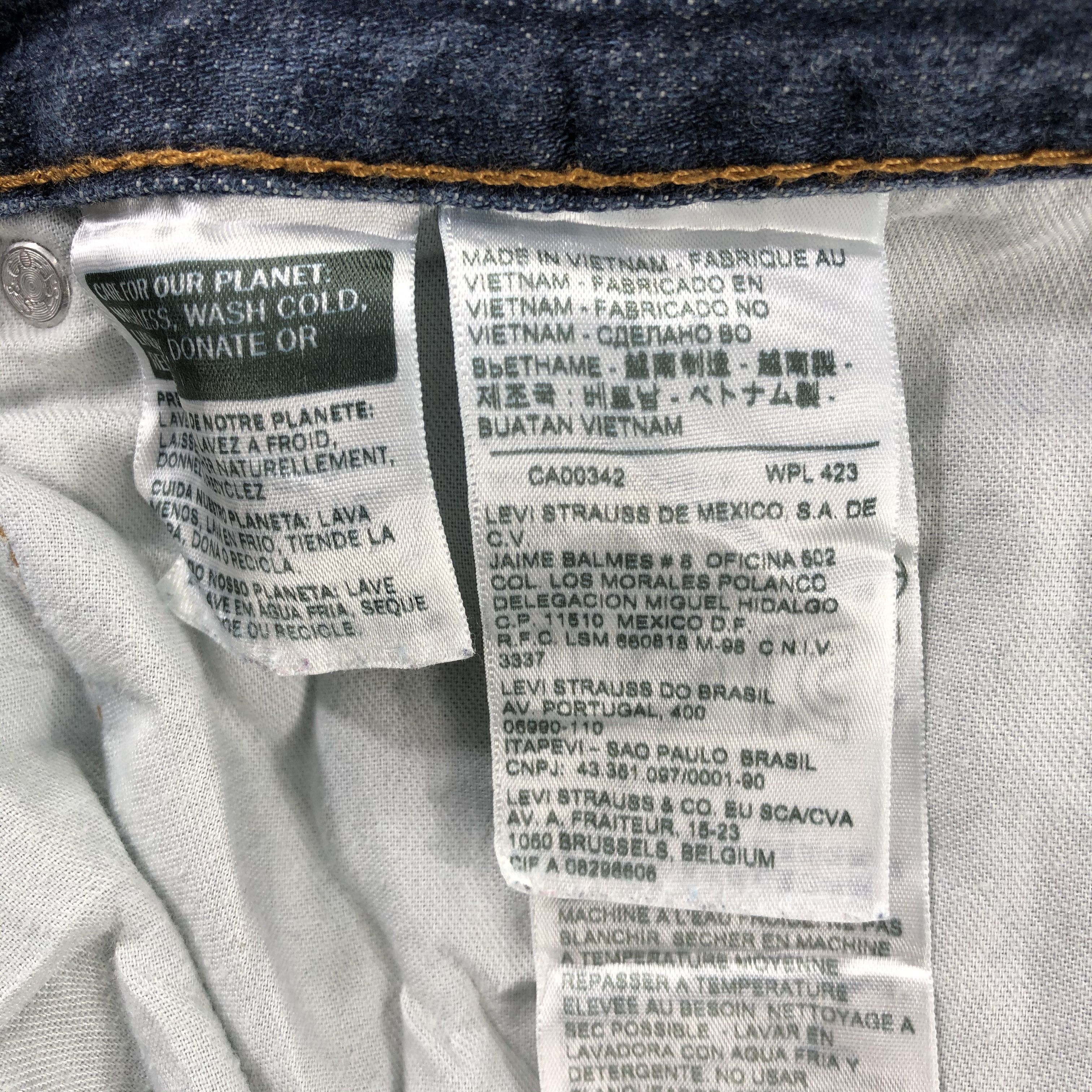 Levi's Vintage Blue Wash Levis 559 Jeans-J2527 Size US 41 - 10 Thumbnail