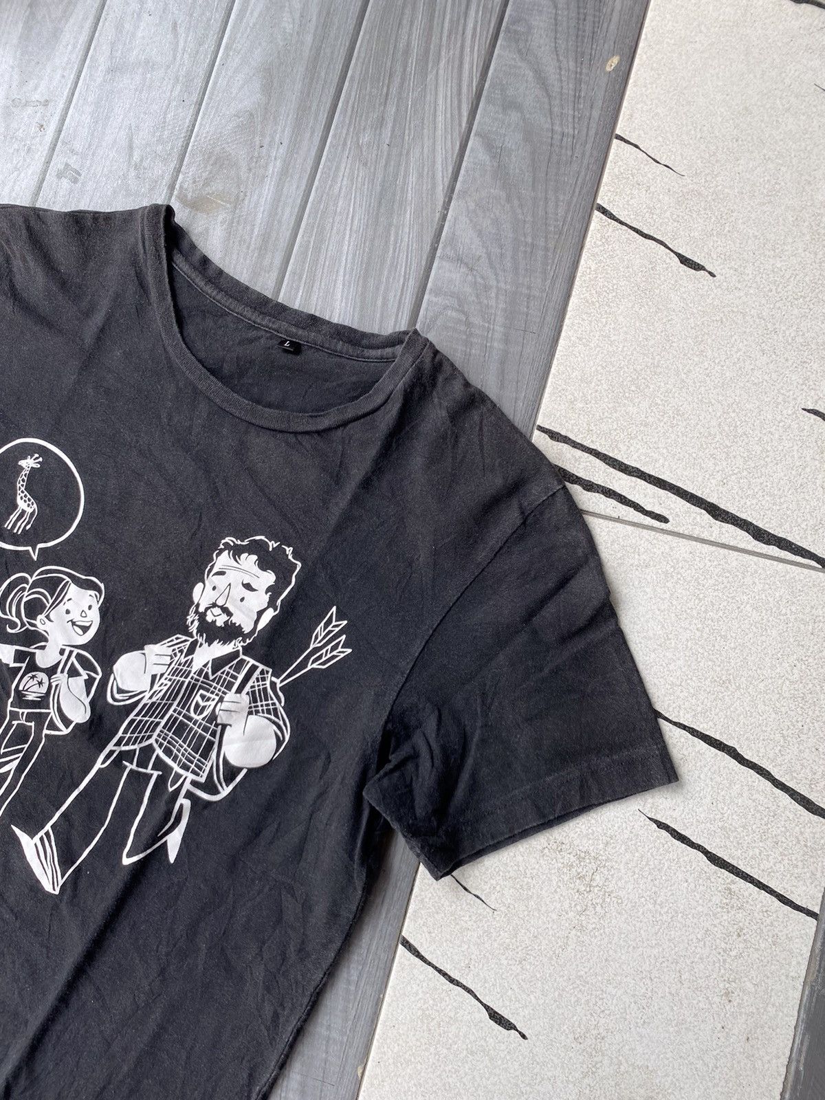 Playstation × The Game Vintage the last of us remastered ps4 promo tee Size US L / EU 52-54 / 3 - 2 Thumbnail