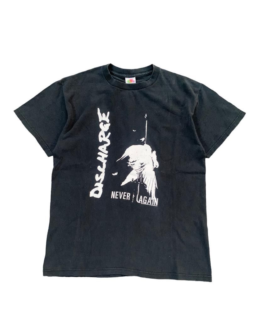 Band Tees × Fruit Of The Loom × Vintage Vintage 2002 Discharge Never Again Hardcore Punk Band Tee Size US M / EU 48-50 / 2 - 1 Thumbnail