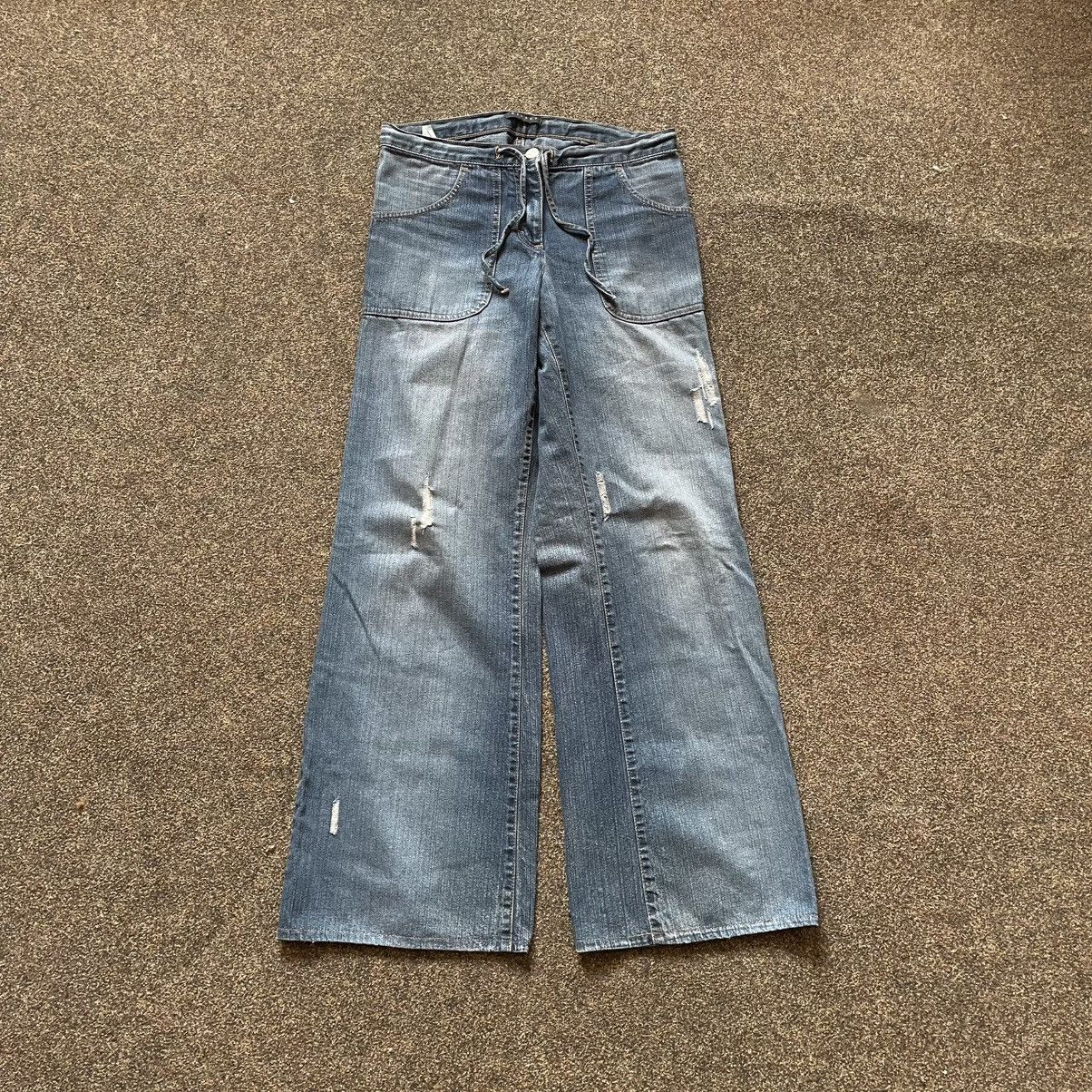 Vintage Vintage Y2K Distressed Flared Jeans Sun Faded Grunge Boxy 34 Size 34" / US 12 / IT 48 - 1 Thumbnail