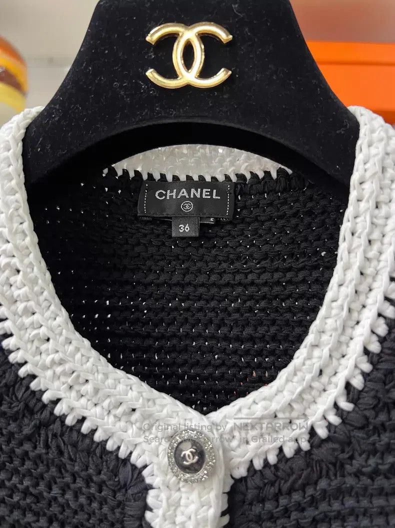Chanel Chanel Classic black and white short-sleeved knitted cardi Size XS / US 0-2 / IT 36-38 - 4 Thumbnail
