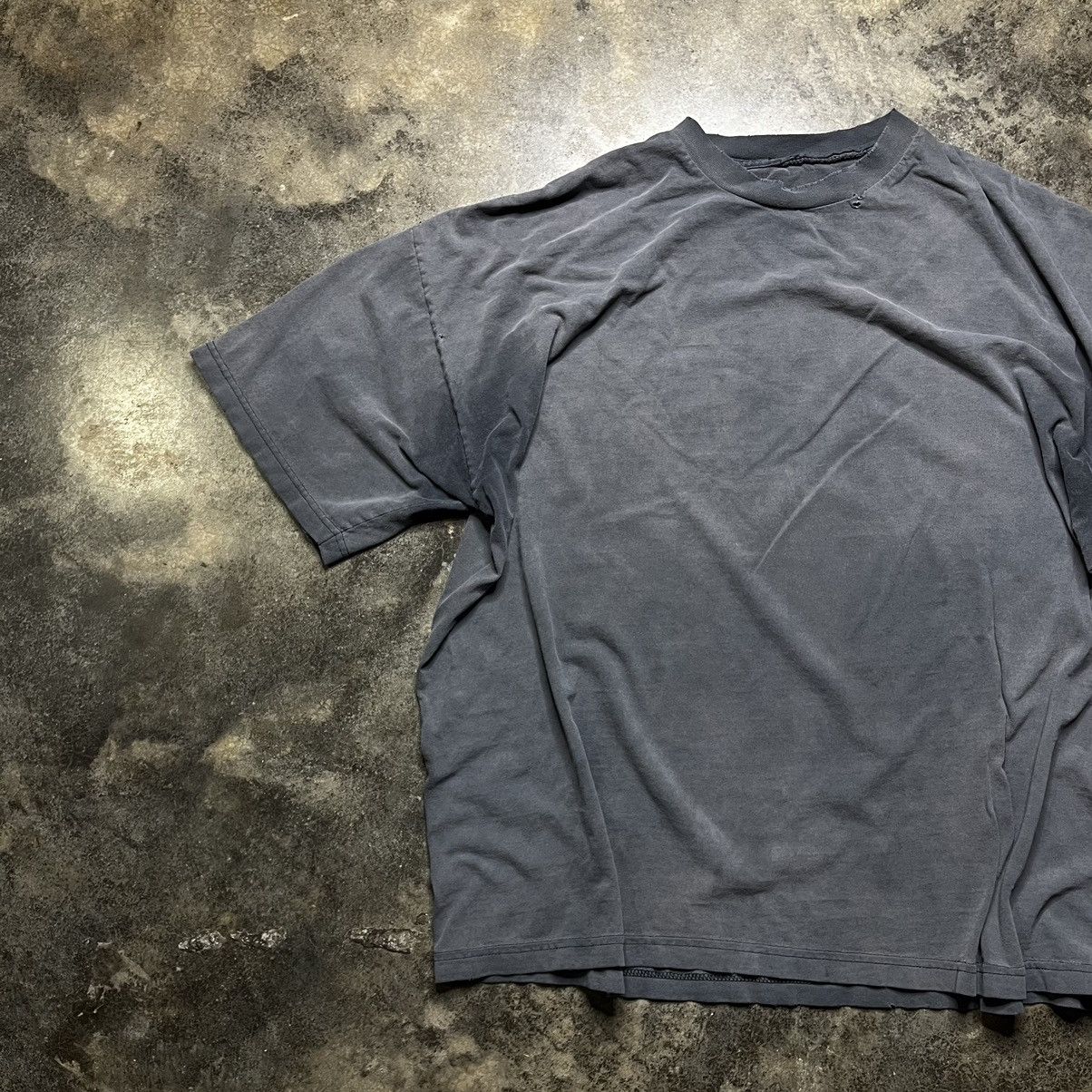 Vintage vintage blank black distressed tshirt Size US XL / EU 56 / 4 - 3 Thumbnail