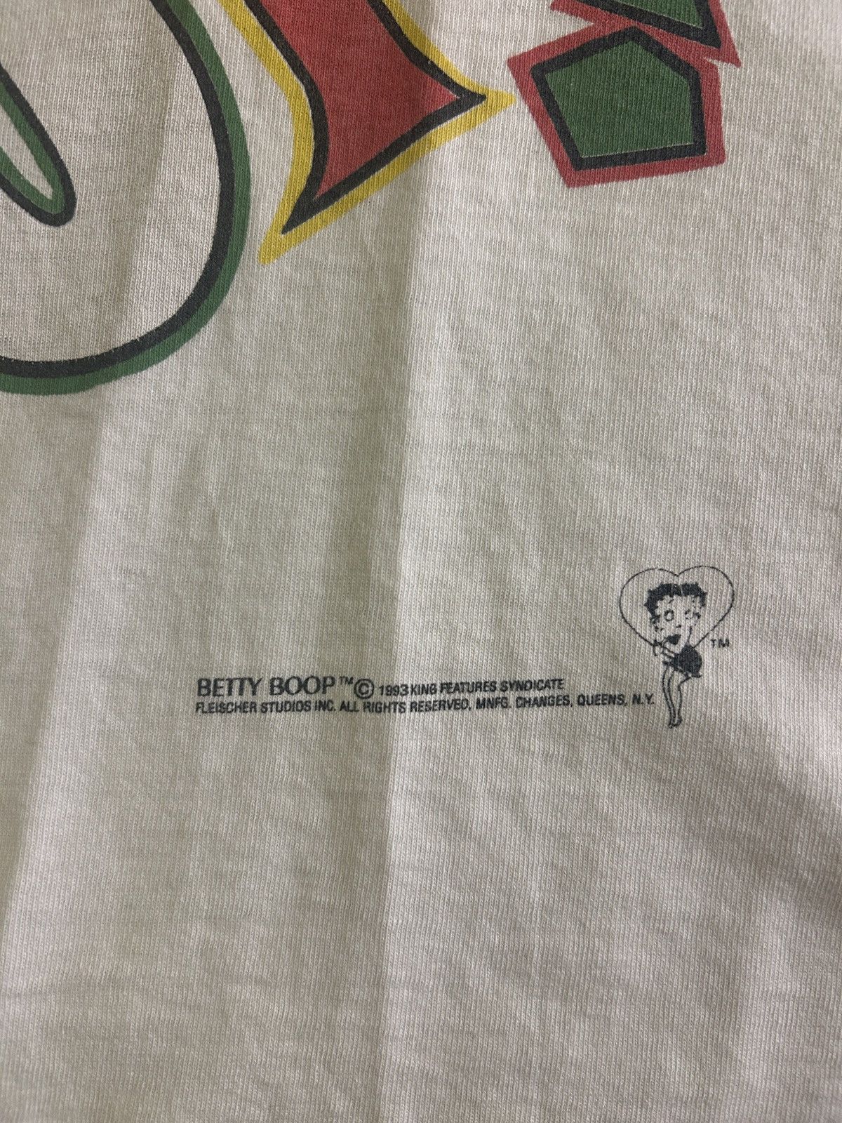 Vintage Vintage Betty Boop There It Is! Graphic T-Shirt White Men's Size US L / EU 52-54 / 3 - 4 Thumbnail
