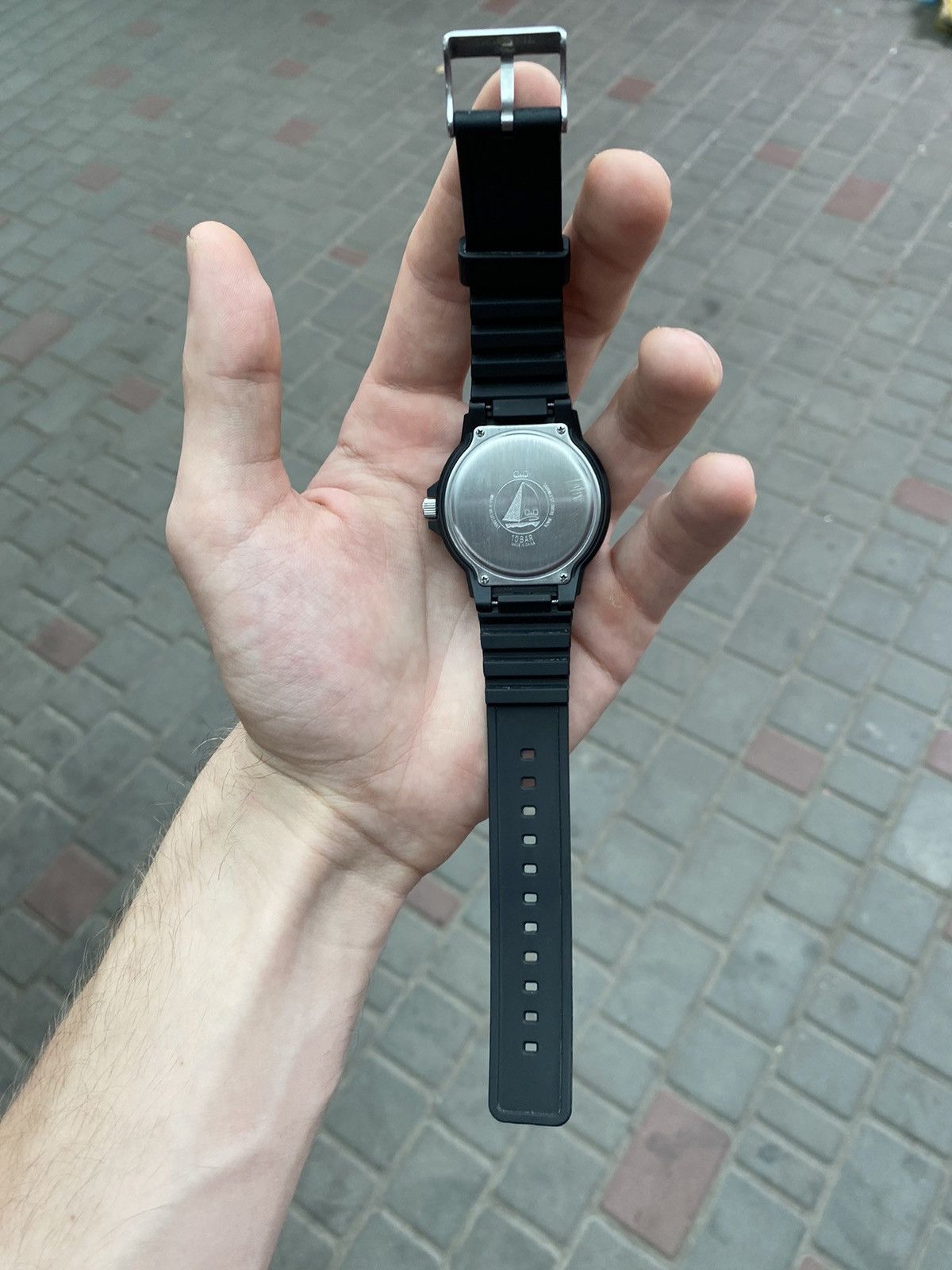Japanese Brand Men's Water Resistant Sports Q&Q Watch Size ONE SIZE - 8 Thumbnail