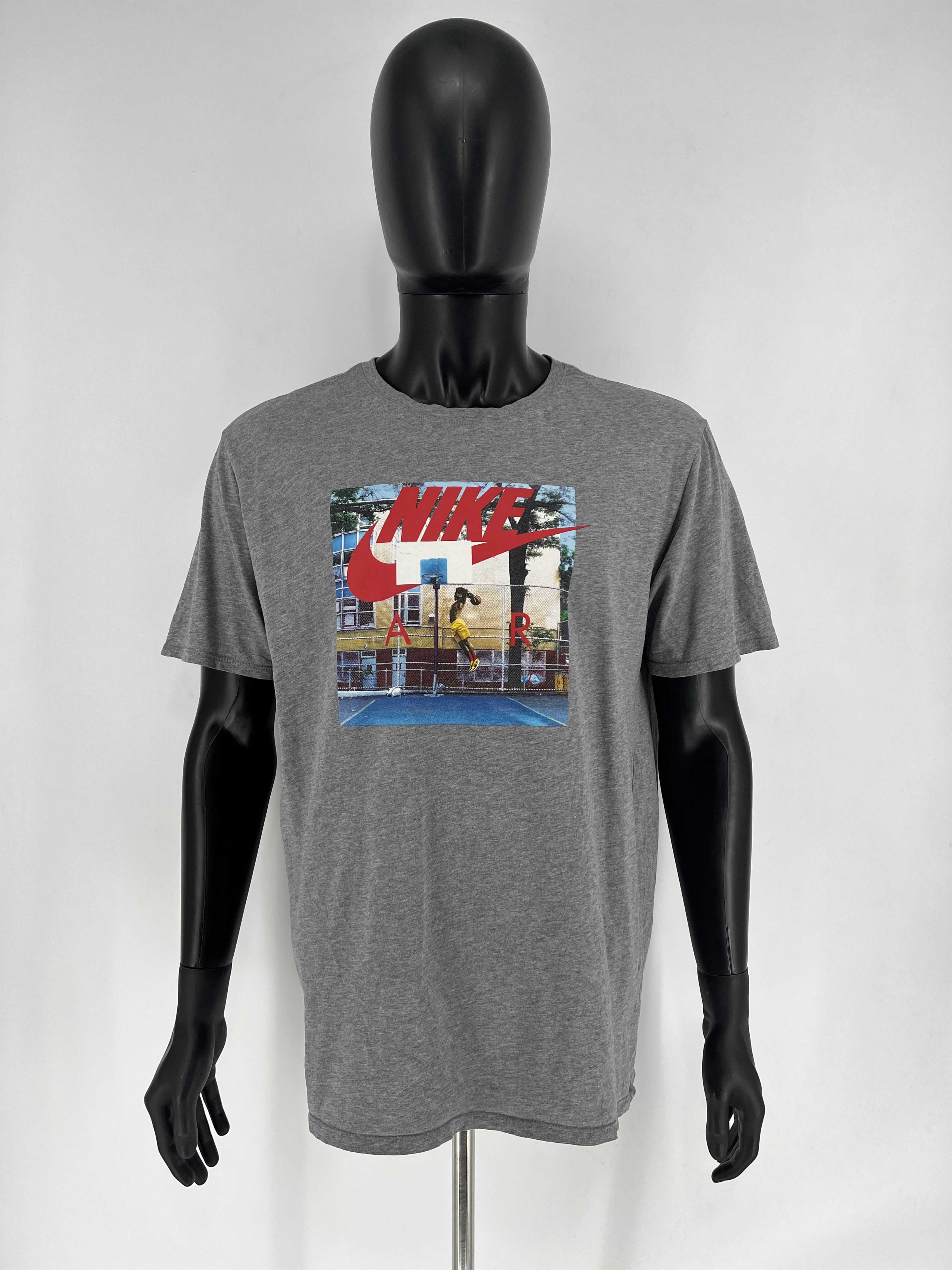 Nike Vintage Y2K Nike Air Center Swoosh Logo T-Shirt Size US XL / EU 56 / 4 - 3 Thumbnail