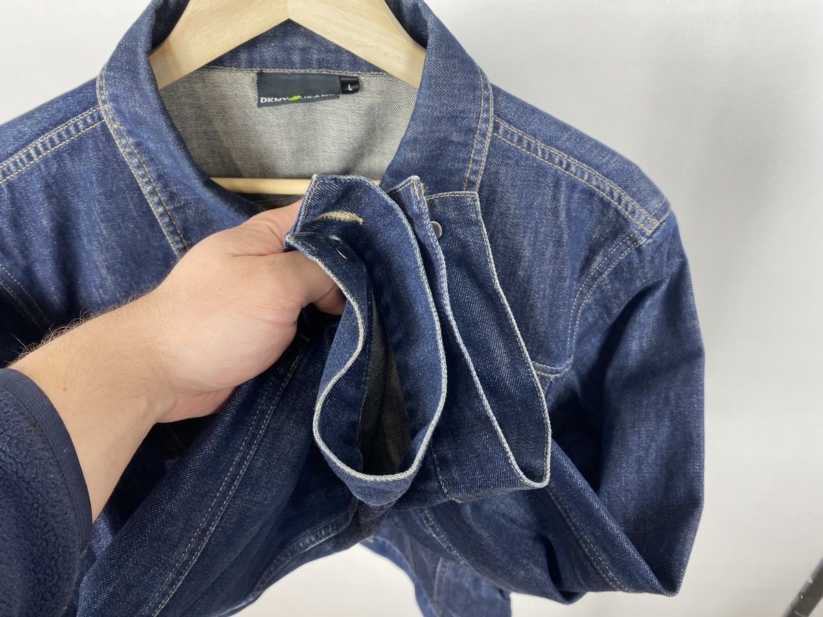 DKNY DKNY Denim Jacket Trucker Sunfaded Size US L / EU 52-54 / 3 - 6 Thumbnail