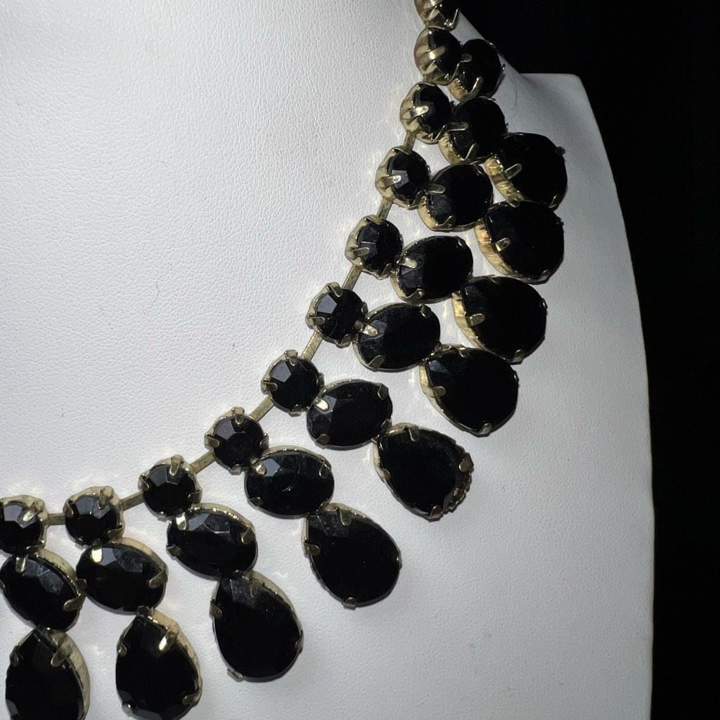 Vintage Vintage Gold Tone And Black Stone Collar Necklace Size ONE SIZE - 3 Thumbnail