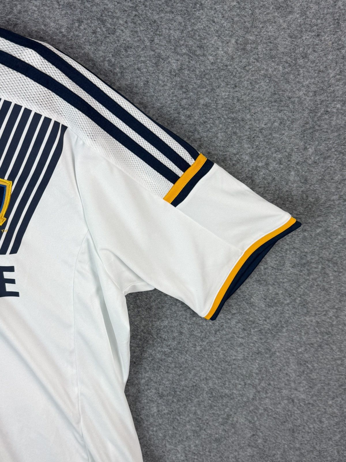 Adidas Adidas Los Angels Galaxy #31 Wolverton 2014/15 Home jersey Size US L / EU 52-54 / 3 - 7 Thumbnail