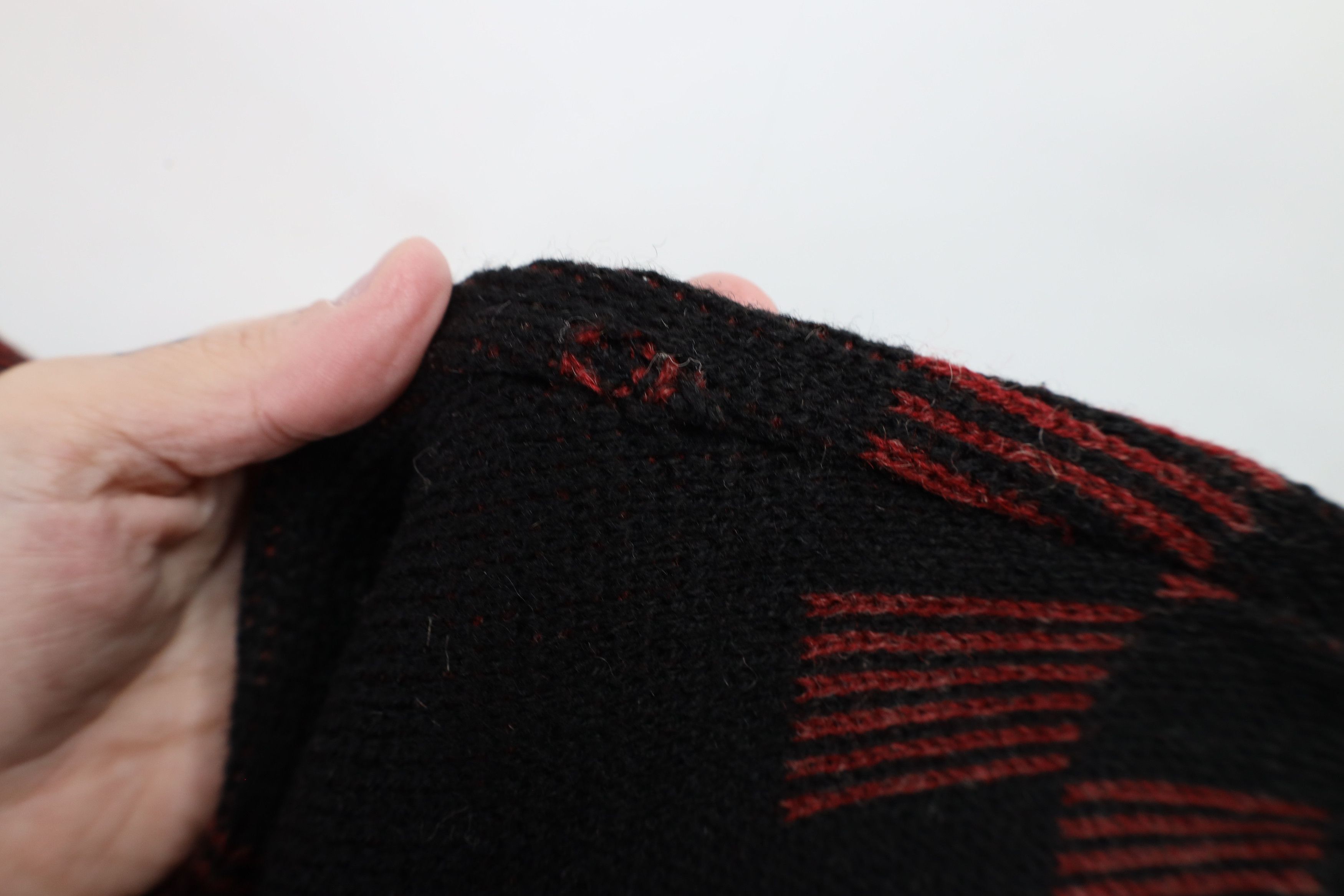 Vintage Vintage 90s Coogi Style Wool Blend Checkered Knit Sweater Size US L / EU 52-54 / 3 - 9 Thumbnail