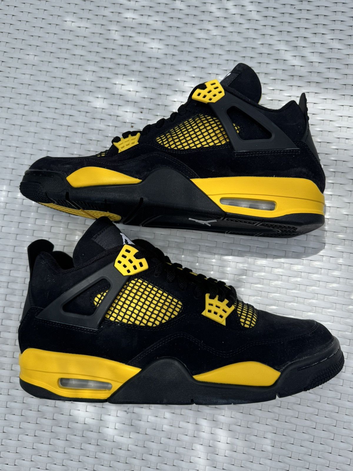 Jordan Brand Size 12-Jordan 4 Thunder Size US 12 / EU 45 - 2 Thumbnail