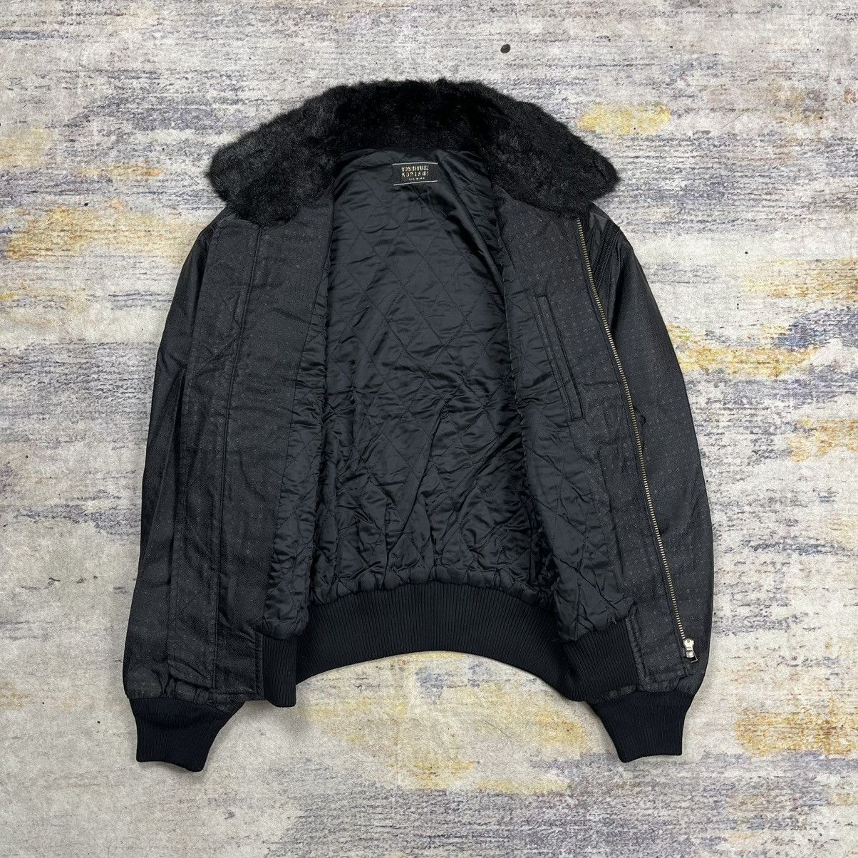 Yoshiyuki Konishi Yoshiyuki konishi embroidery trim fur collar bomber jacket Size US L / EU 52-54 / 3 - 7 Thumbnail