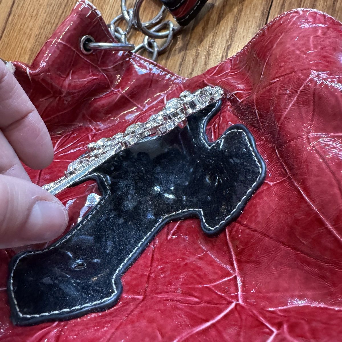 Vintage Vintage 2002 Red and Black Rhinestoned Cross Purse Size ONE SIZE - 3 Thumbnail