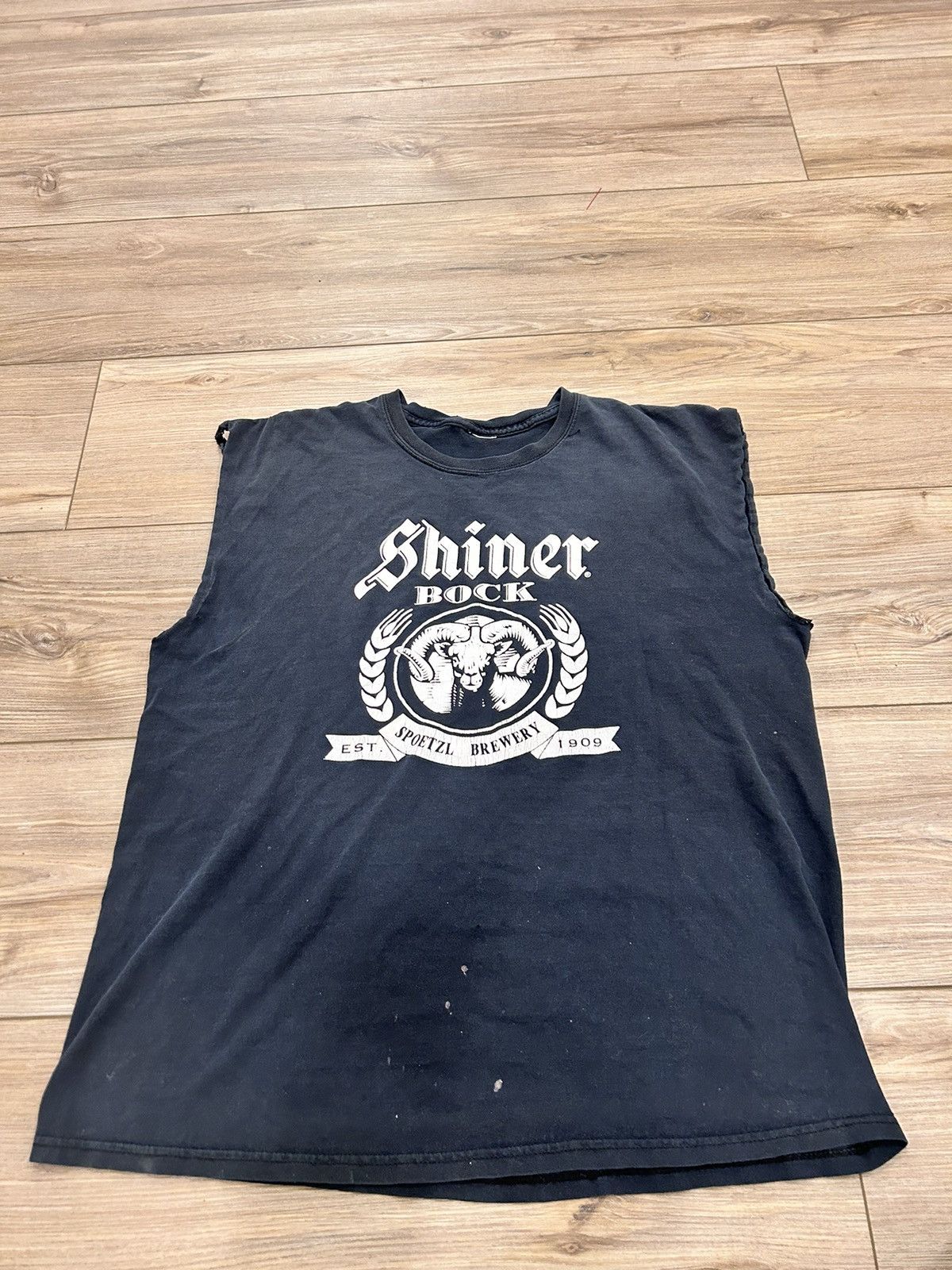 Vintage Shiner Bock Beer sleeveless shirt Size US L / EU 52-54 / 3 - 1 Thumbnail
