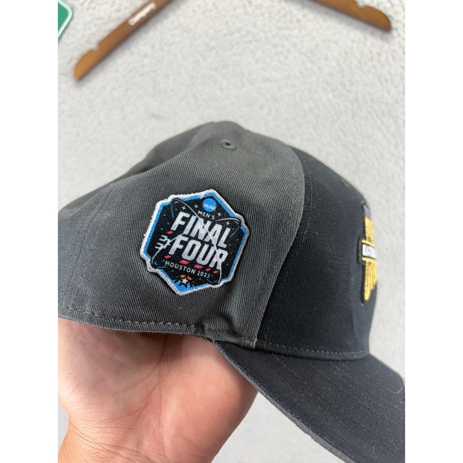 Nike Nike NCAA Connecticut Huskies Basketball Snapback Hat NEW Size ONE SIZE - 5 Thumbnail