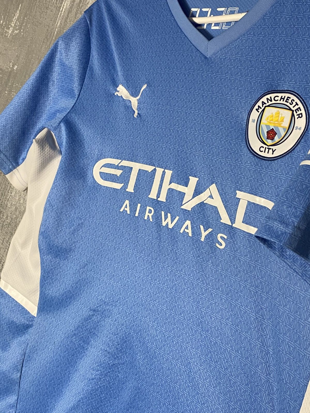 Puma Manchester City Puma Soccer Jersey 2021/22 Home Football Kit Size US L / EU 52-54 / 3 - 2 Thumbnail