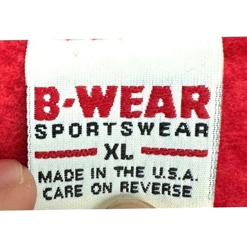 Vintage VINTAGE Ohio State Buckeyes Sweater Adult XL Red Crew Neck Sweatshirt Men B-Wear Size US XL / EU 56 / 4 - 4 Thumbnail
