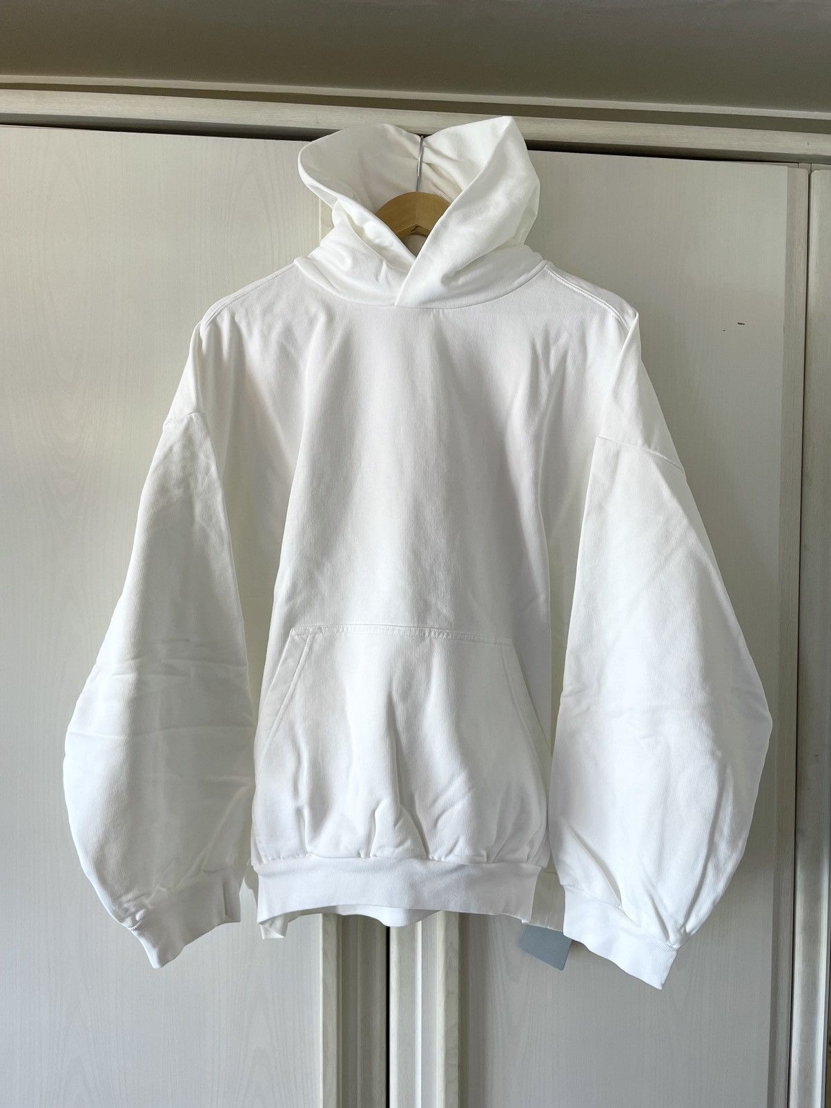 Balenciaga Balenciaga Hand Drawn Hoodie NWT White XL Medium Fit Size US XL / EU 56 / 4 - 2 Thumbnail