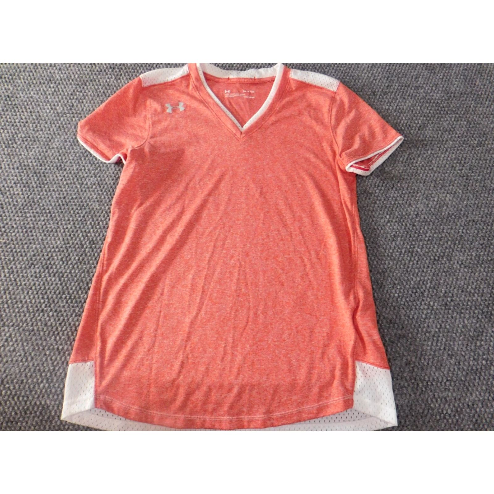Under Armour Under Armour Womens Shirt Small pink V-Neck Short Sleeve T-Shirt Casual Regular Pink Classic Stretch Womens Size S / US 4 / IT 40 - 2 Thumbnail