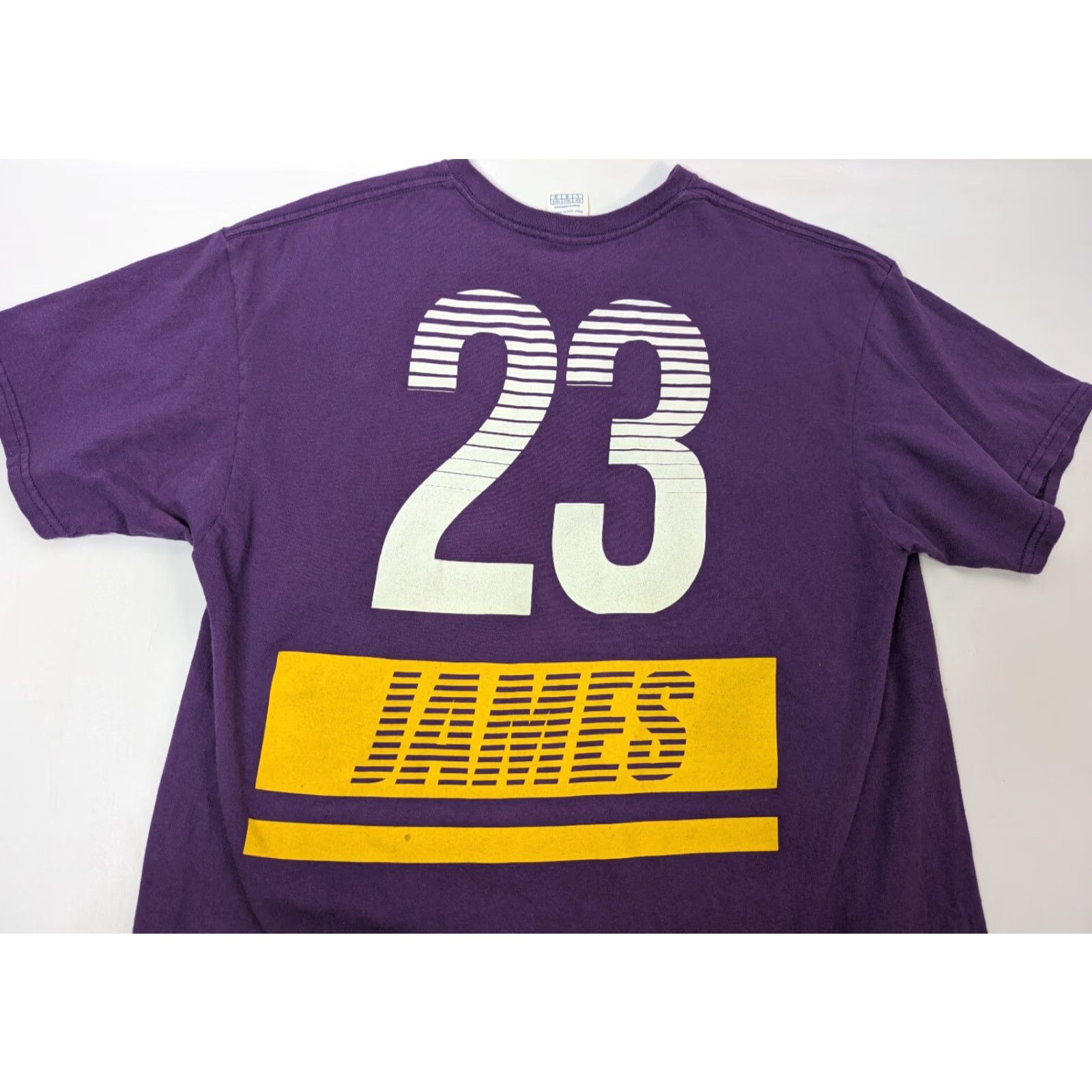 Delta Lakers LeBron James #23 Purple Short Sleeve T-shirt Men's Large Shirt Size US XL / EU 56 / 4 - 5 Thumbnail