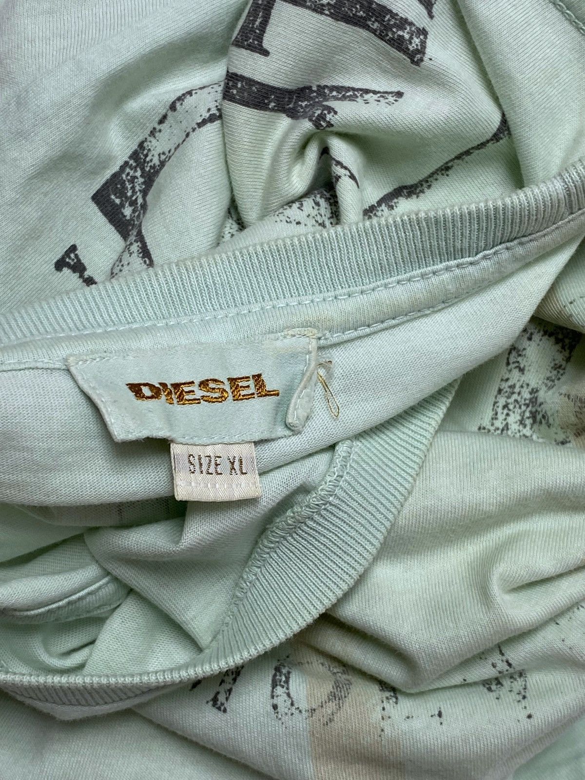 Diesel Vintage DIESEL Big Logo Light Mint Colour Tee Shirt Size US XL / EU 56 / 4 - 3 Thumbnail