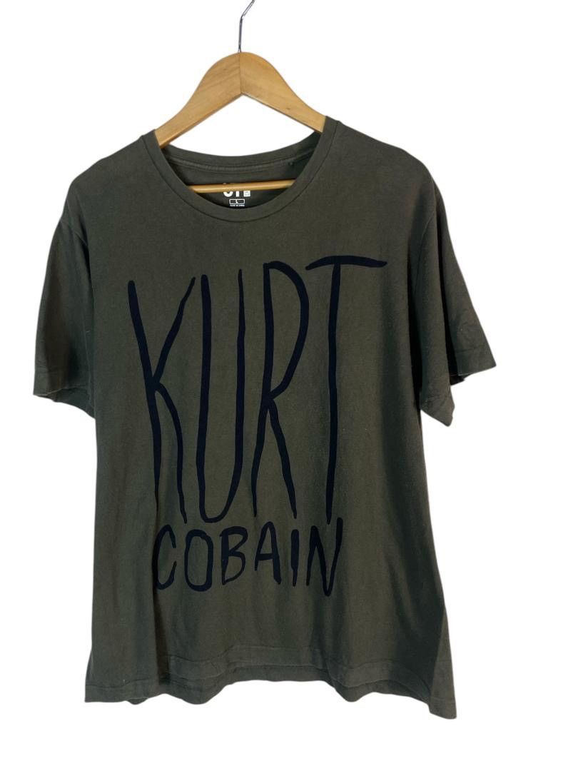 Uniqlo Kurt cobain the and of music printed tshirt by Uniqlo Size US L / EU 52-54 / 3 - 1 Thumbnail