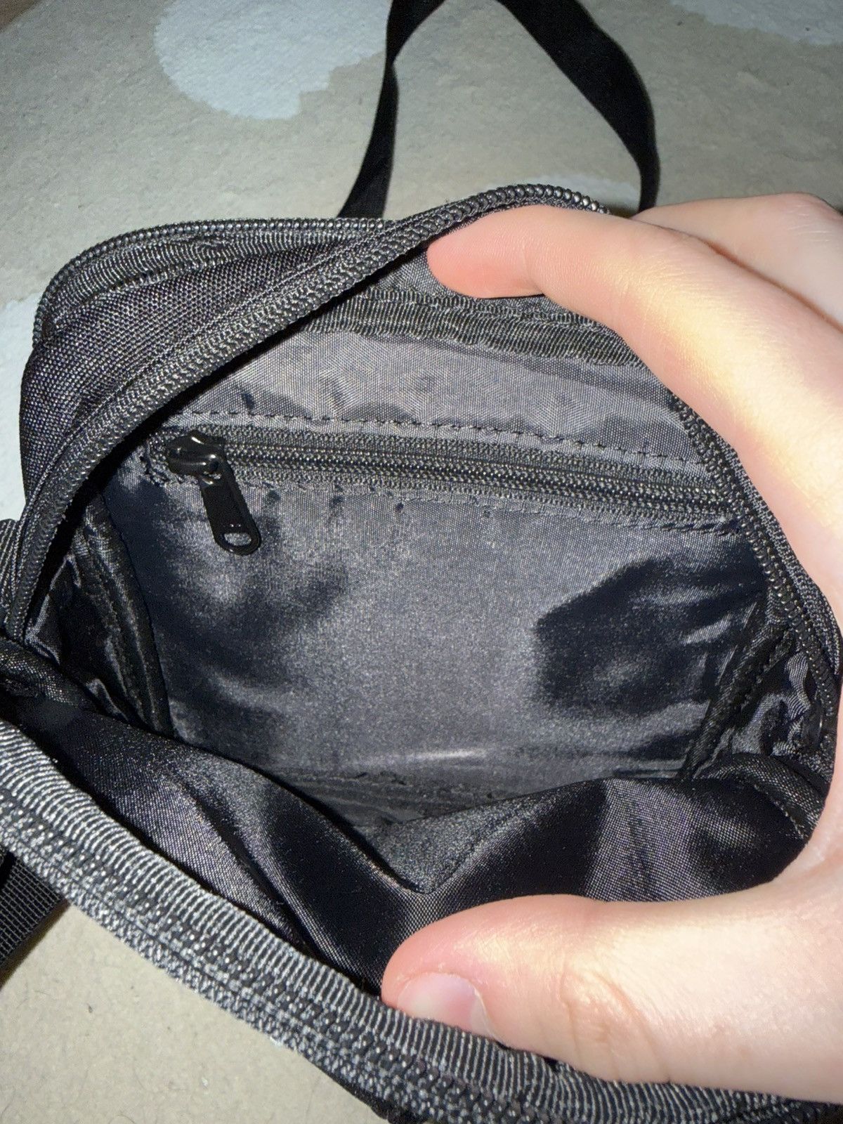 Carhartt Carhartt WIP Small Shoulder Bag – Black Size ONE SIZE - 4 Thumbnail