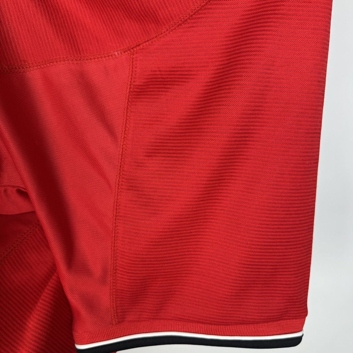 Umbro MANCHESTER UNITED 2000 2002 HOME FOOTBAL SHIRT SOCCER JERSEY Size US XL / EU 56 / 4 - 11 Thumbnail