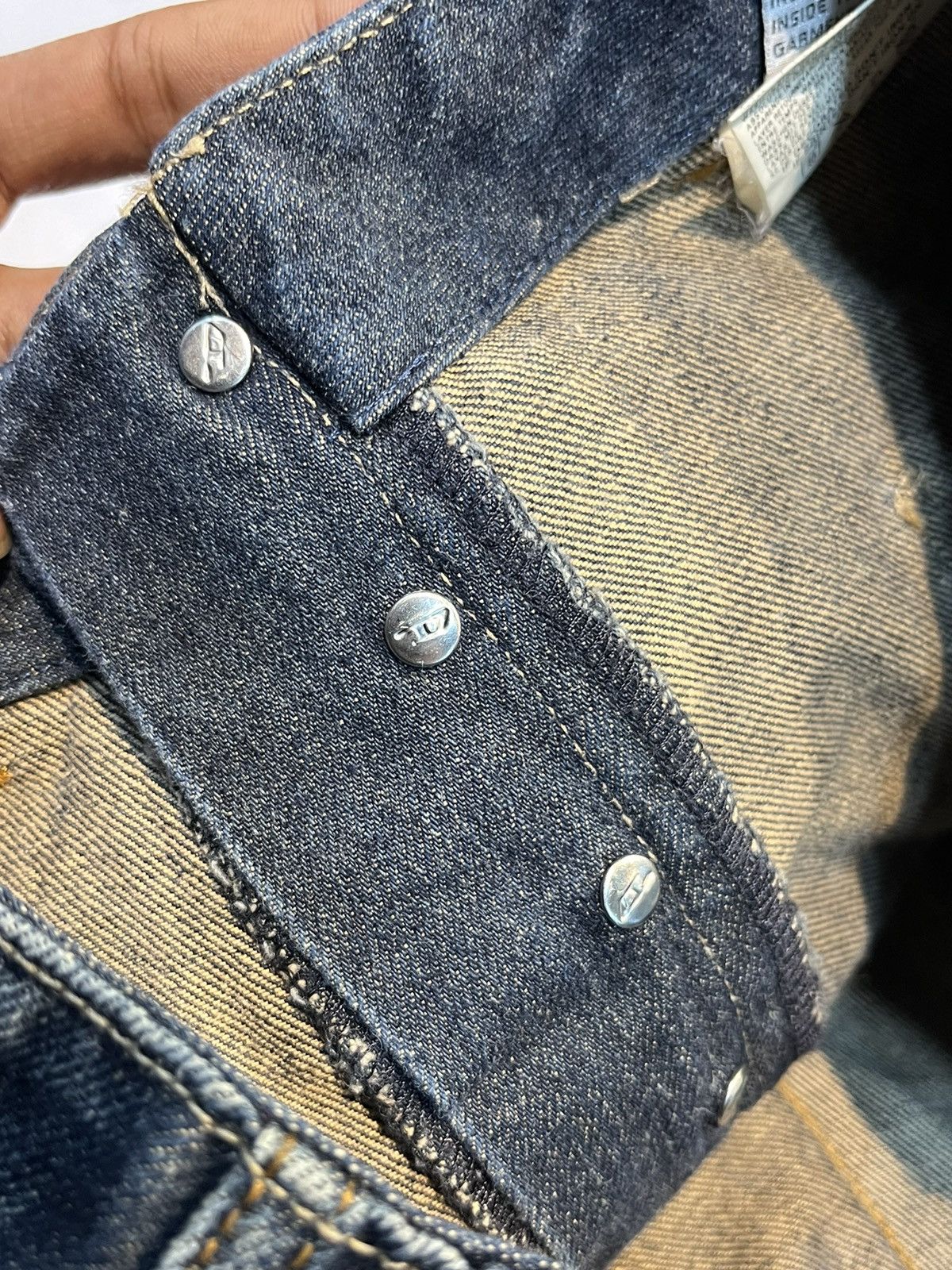 Diesel × Japanese Brand VINTAGE DIESEL Y2K DISTRESSED JEAN DENIM PANTS Size US 28 / EU 44 - 10 Thumbnail