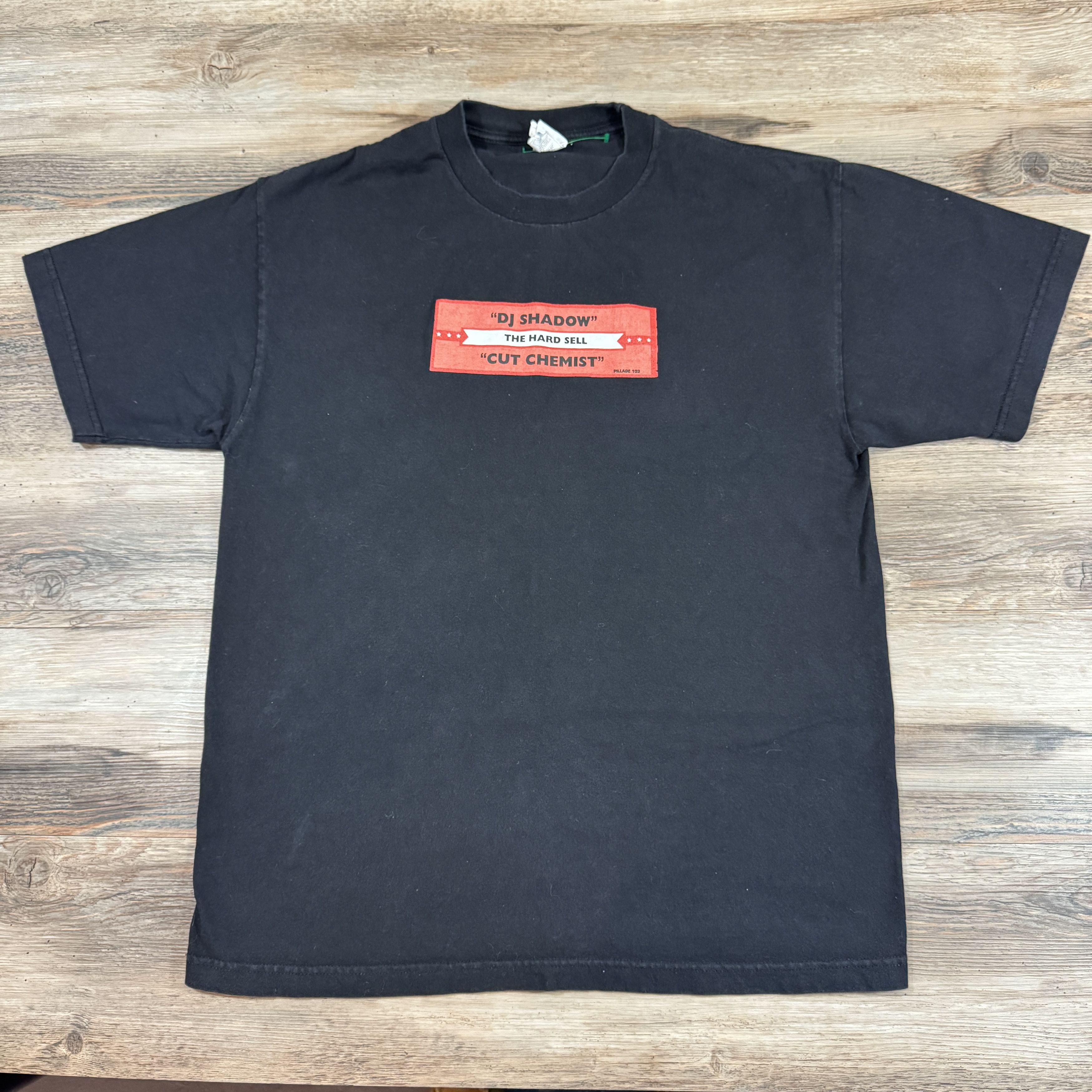 DJ SHADOW Tシャツ Amazon.com: DJ Shadow Endtroducing Panoramic T-Shirt, Small