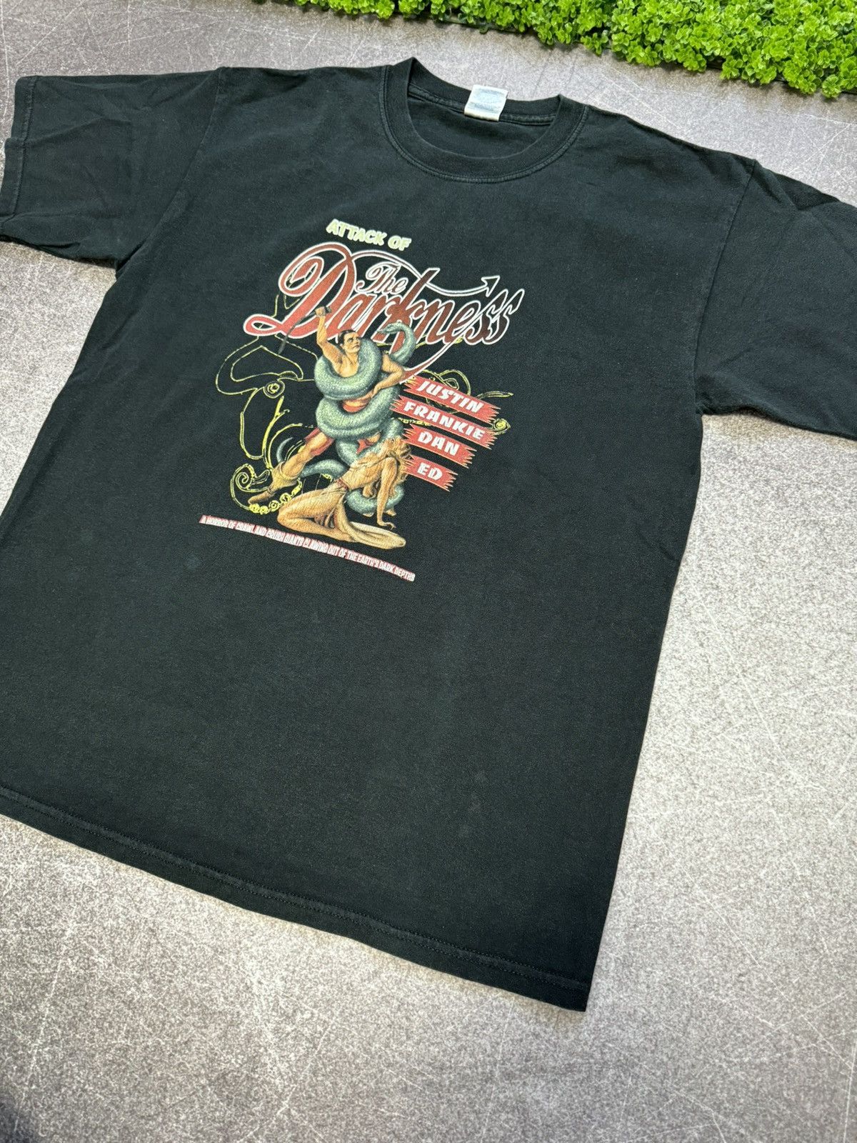 Band Tees × Vintage Vintage The Darkness A horror of crawl T shirt Y2K Size US L / EU 52-54 / 3 - 10 Thumbnail