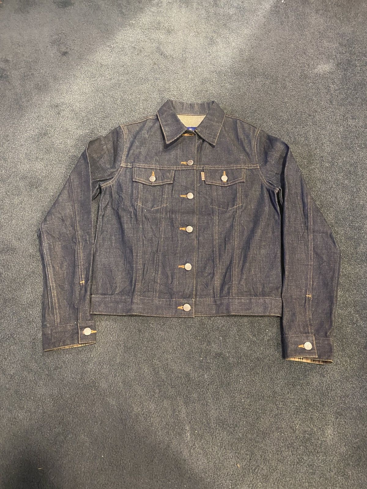 Burberry × Designer × Japanese Brand VINTAGE BURBERRY BLUE LABEL RAW DENIM JACKET Size XS / US 0-2 / IT 36-38 - 1 Thumbnail