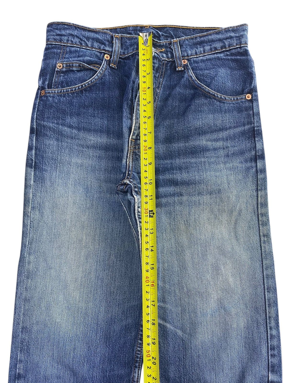 Levi's Vintage Levi’s Blue Faded Wash Style Whiskers Loose Jeans Size US 28 / EU 44 - 6 Thumbnail